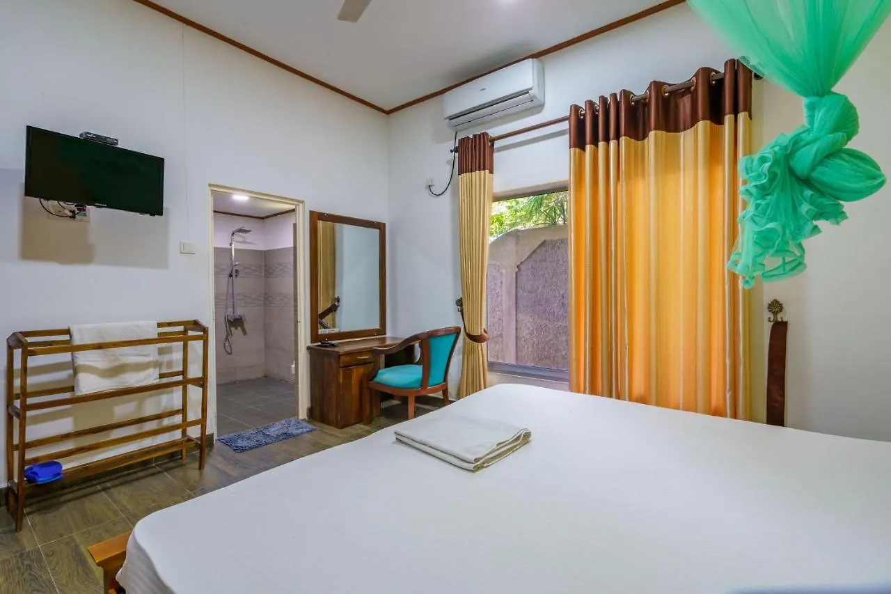 Ocean Gate Negombo Bed & Breakfast