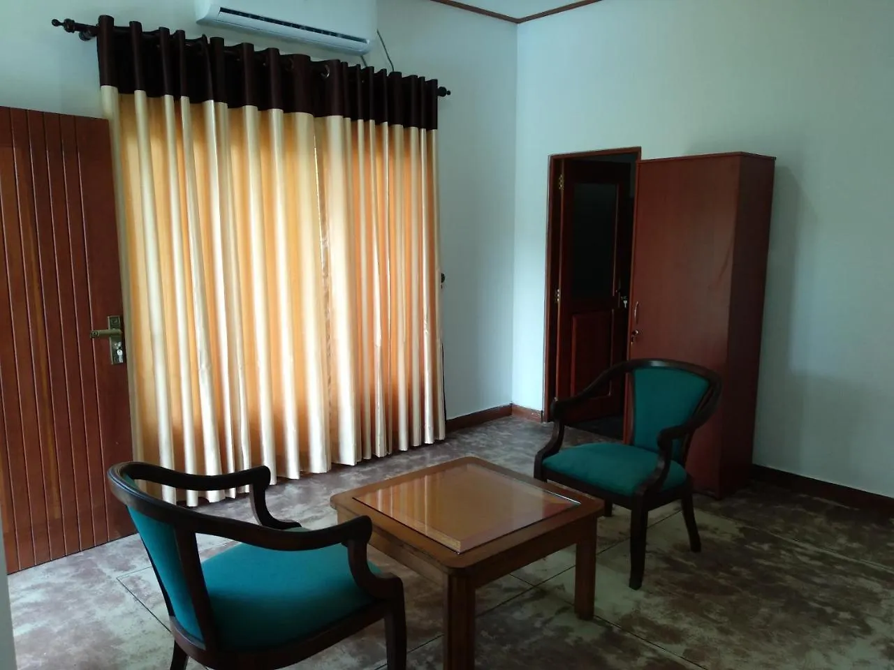 Ocean Gate Negombo Bed & Breakfast スリランカ